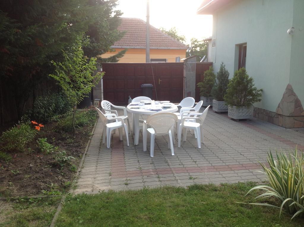 Majnar Villa Apartmanhaz Bogacs Bagian luar foto