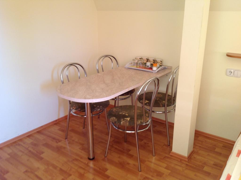 Majnar Villa Apartmanhaz Bogacs Ruang foto